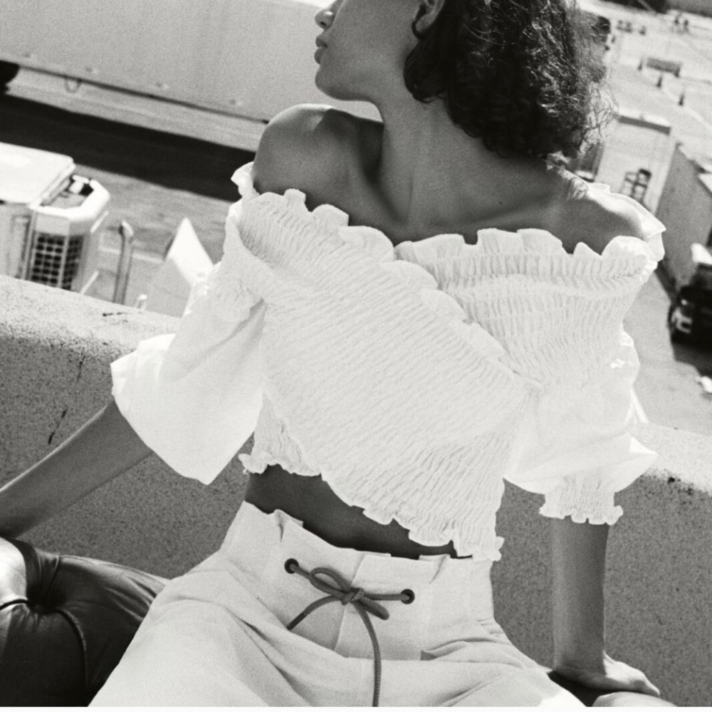 ZARA Cropped Top With Elastic Detail - Picture 3 of 6